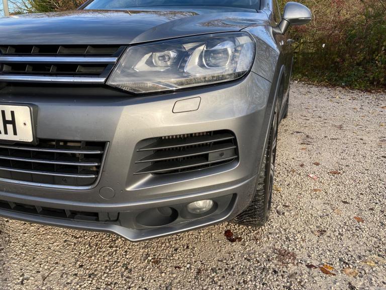 2014 Volkswagen Touareg 3.0 TDI V6 BlueMotion Tech R-Line Tiptronic 4WD Euro 5 (s/s) 5dr ESTATE D...