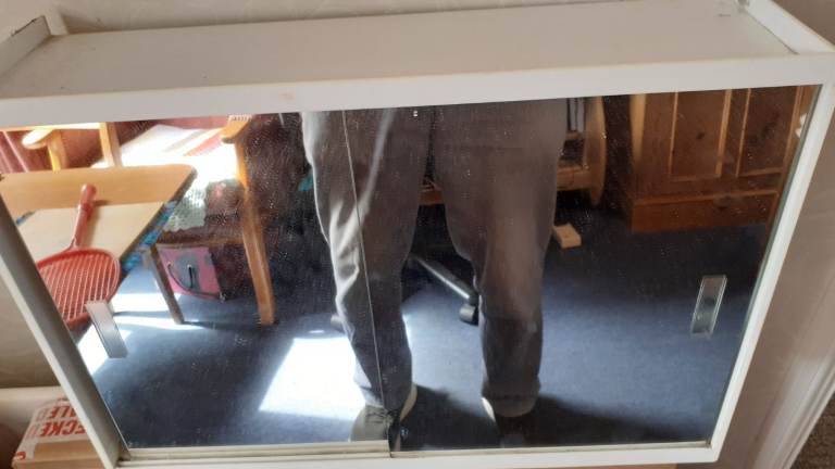 White Bathroom Cabinet with Mirror Door – Good Condition