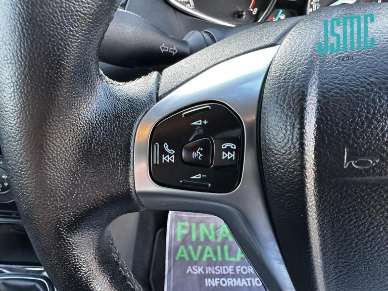 2015 Ford Fiesta 1.25 Zetec Hatchback 3dr Petrol Manual Euro 6 (82 ps) Hatchback Petrol Manual