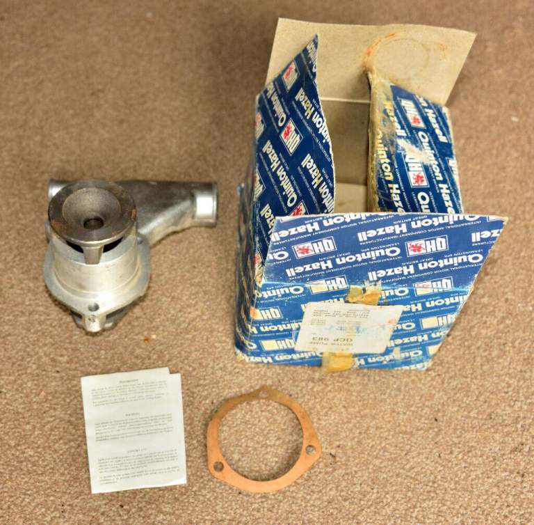 Water pump for 1975 - 1981 Princess 2200, Quinton Hazell QCP983, new / unused