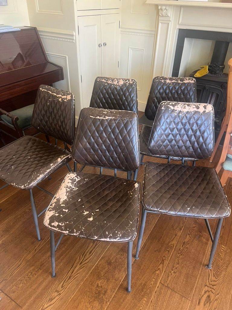5 Chairs