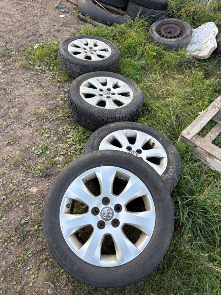 Vauxhall Insignia Alloys & Space saver