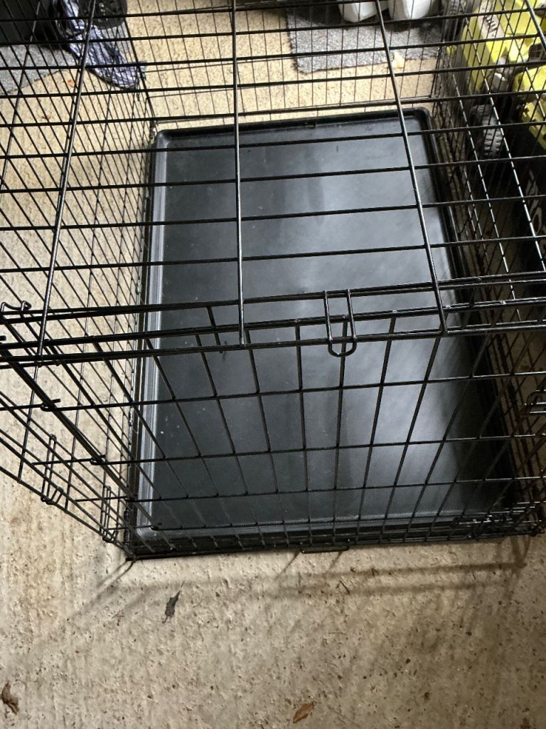 Dog crate