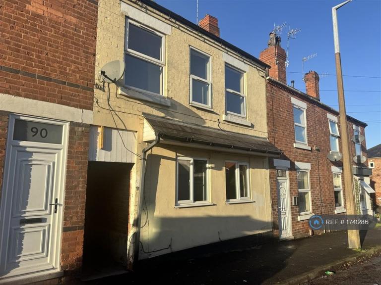 3 bedroom house in Cotmanhay Road, Ilkeston, DE7 (3 bed) (#1741286)