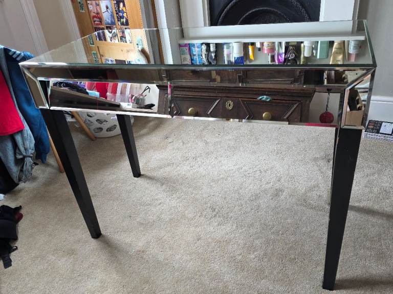Mirrored 2 drawer dressing table