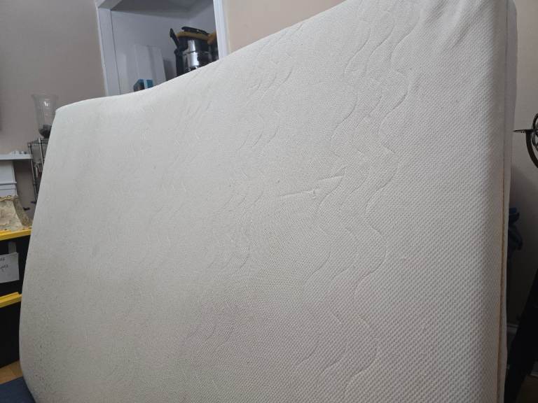 DOUBLE MATTRESS