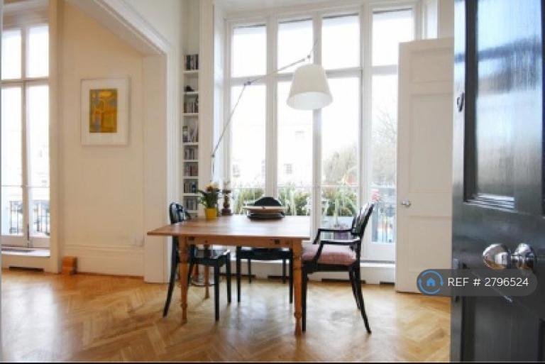 1 bedroom flat in Holland Park Avenue, London, W11 (1 bed) (#2796524)