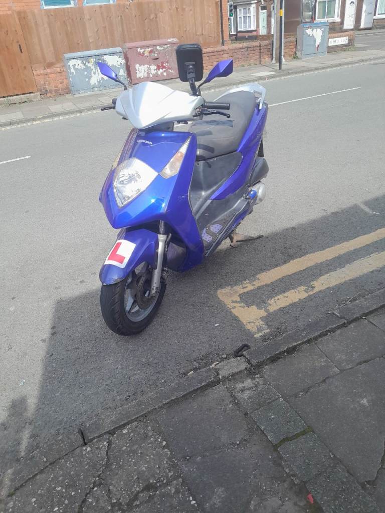 Honda, SES125 DYLAN, 2006, 125 (cc)