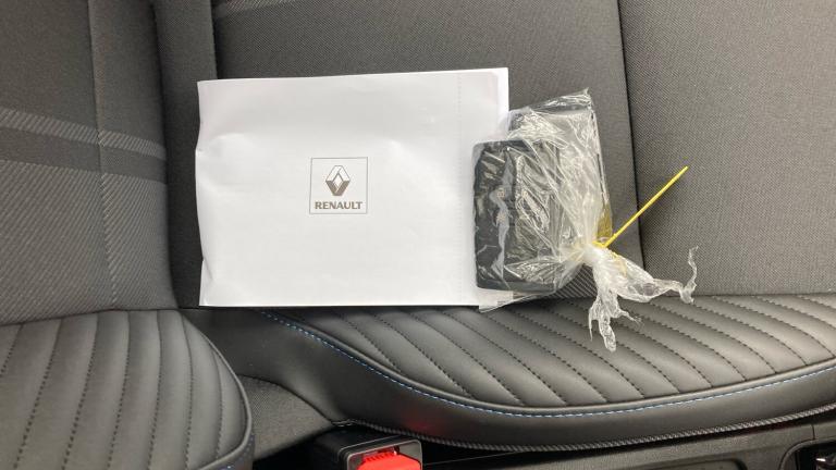 2025 Renault Symbioz 1.8 E-Tech FHEV 160 Iconic Esprit Alpine 5dr Auto Hybrid Estate Estate Hybri...