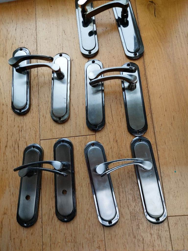 Black nickel door handles
