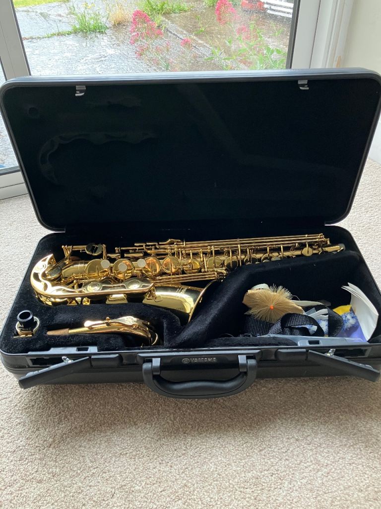 Yamaha Saxophone YAS-275 made in Japan