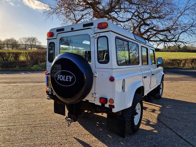 1990 Land Rover Defender 110 3.5 County Station Wagon Petrol Manual (134 bhp) V8 3500cc SUV Petro...