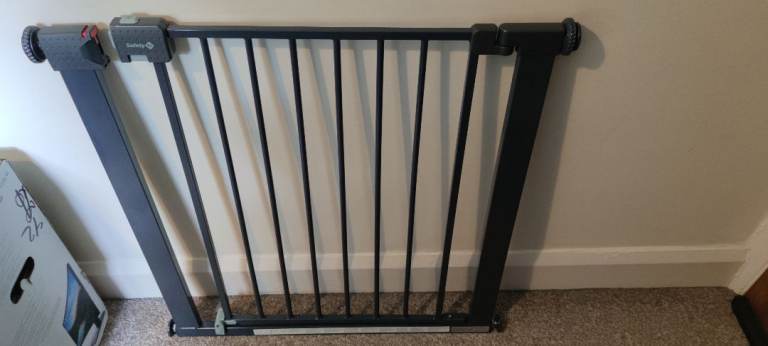 Safety 1st Extendable Baby / Pet Safety Gate