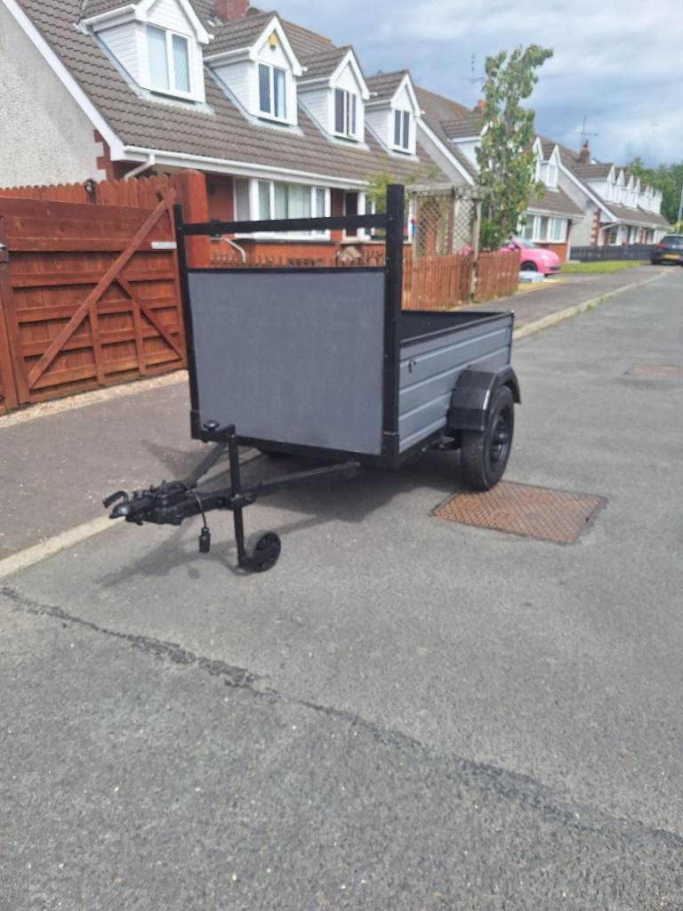 CAR TRAILER 