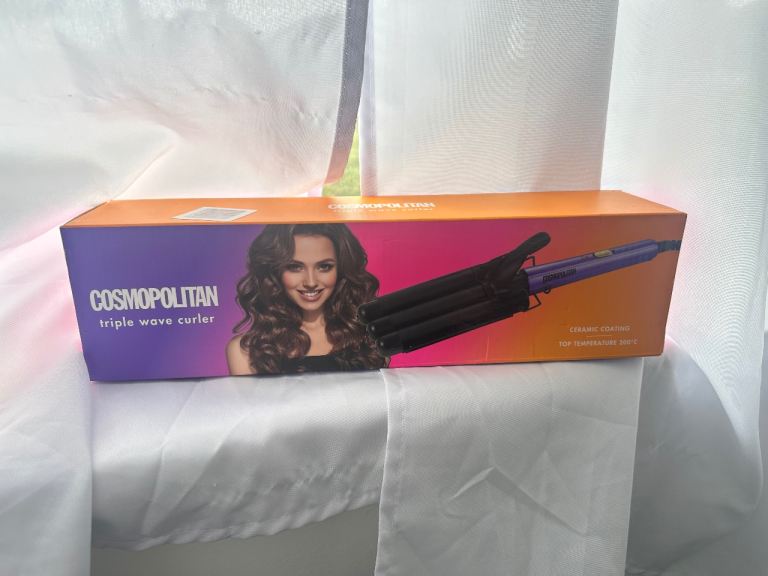 NEW Cosmopolitan Triple Wave Curler - Unused in Box