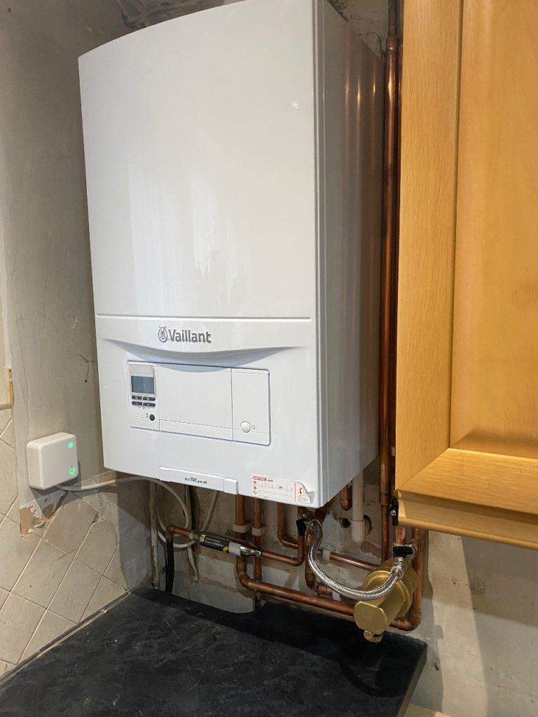 AMR Plumber Service London - Emergency Call Outs, Boiler Repair & Install, Blockages, Gas Engineer