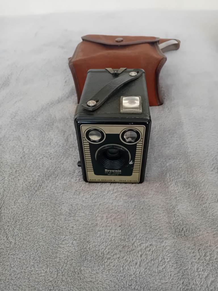 Browine six camera model C