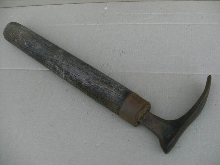 Vintage cobblers leg, cobblers last wooden leg, see description, £25