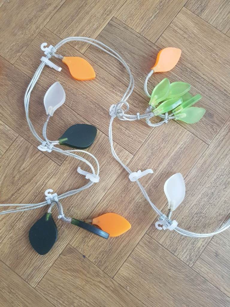 WANTED, HABITAT OUTDOOR GARDEN LIGHTS, PETAL SHAPED, FROM 12 YEARS AGO.