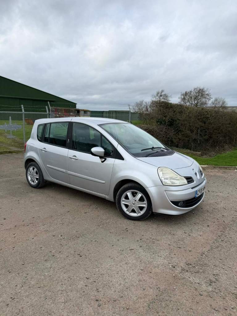 Renault, GRAND MODUS, Hatchback, 2008, Manual, 1461 (cc), 5 doors