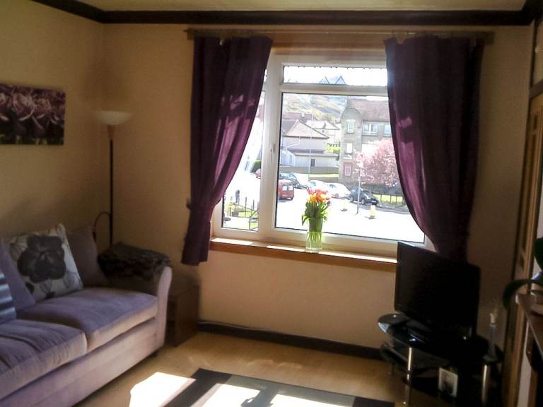 2 bedroom flat in Restalrig, Edinburgh, EH7 6E £275 pw (£1000 pm)