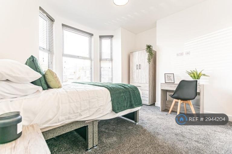 1 bedroom in Bolton Road, Atherton, Manchester, M46 (#2944204)