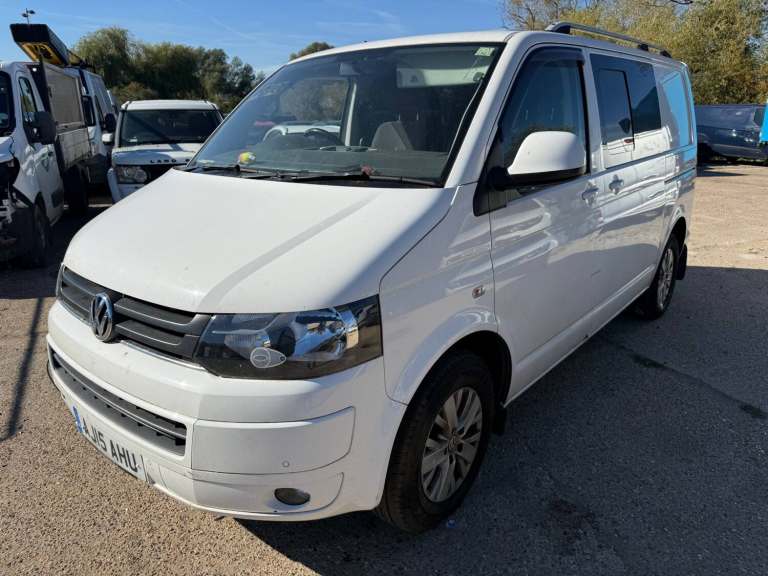 2015 Volkswagen Transporter 2.0 BiTDI 180PS Highline Kombi Van 4MOTION DSG Salvage Damaged  WINDO...