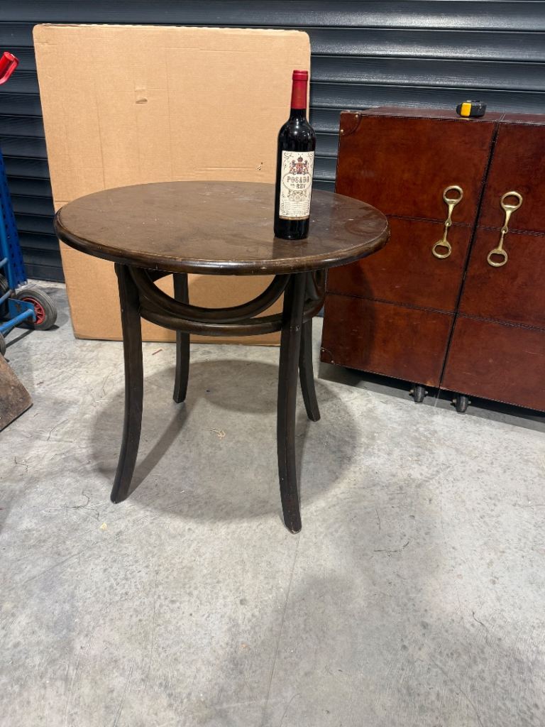 20 mixed restaurant tables 