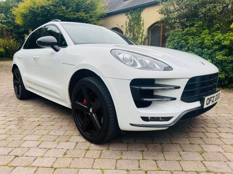 Porsche Macan Turbo 3.6 PDK MEGA SPEC PAN ROOF BMW AUDI MERCEDES PX WARRANTY