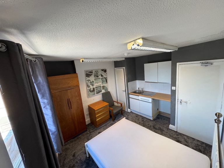 Double room in shared house