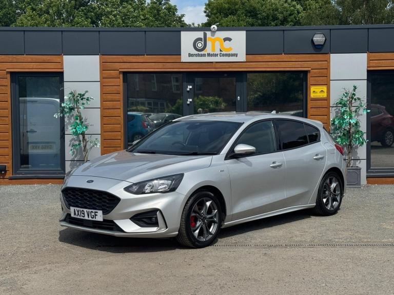 2019 Ford Focus 1.0T EcoBoost ST-Line Euro 6 (s/s) 5dr HATCHBACK Petrol Manual