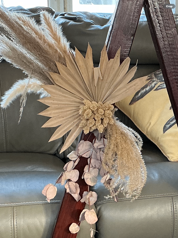 Rustic Wooden Wedding Decoration with Dried Flower Arrangement