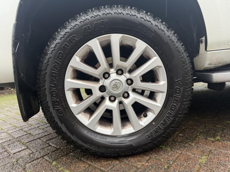 TOYOTA LAND CRUISER 2.8 D Icon 2016