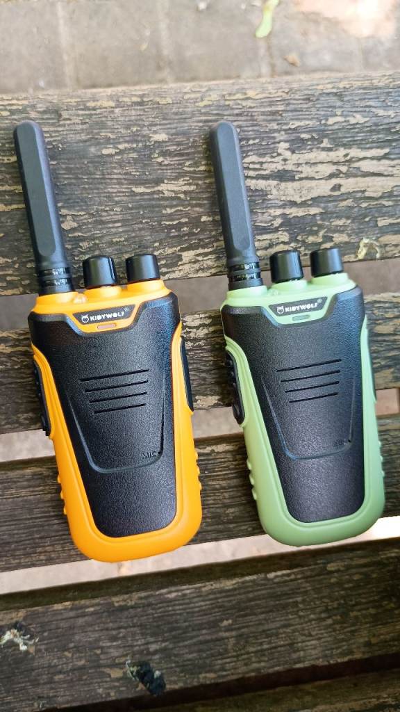 Kidywolf Kidytalk walkie talkie two-way radio 