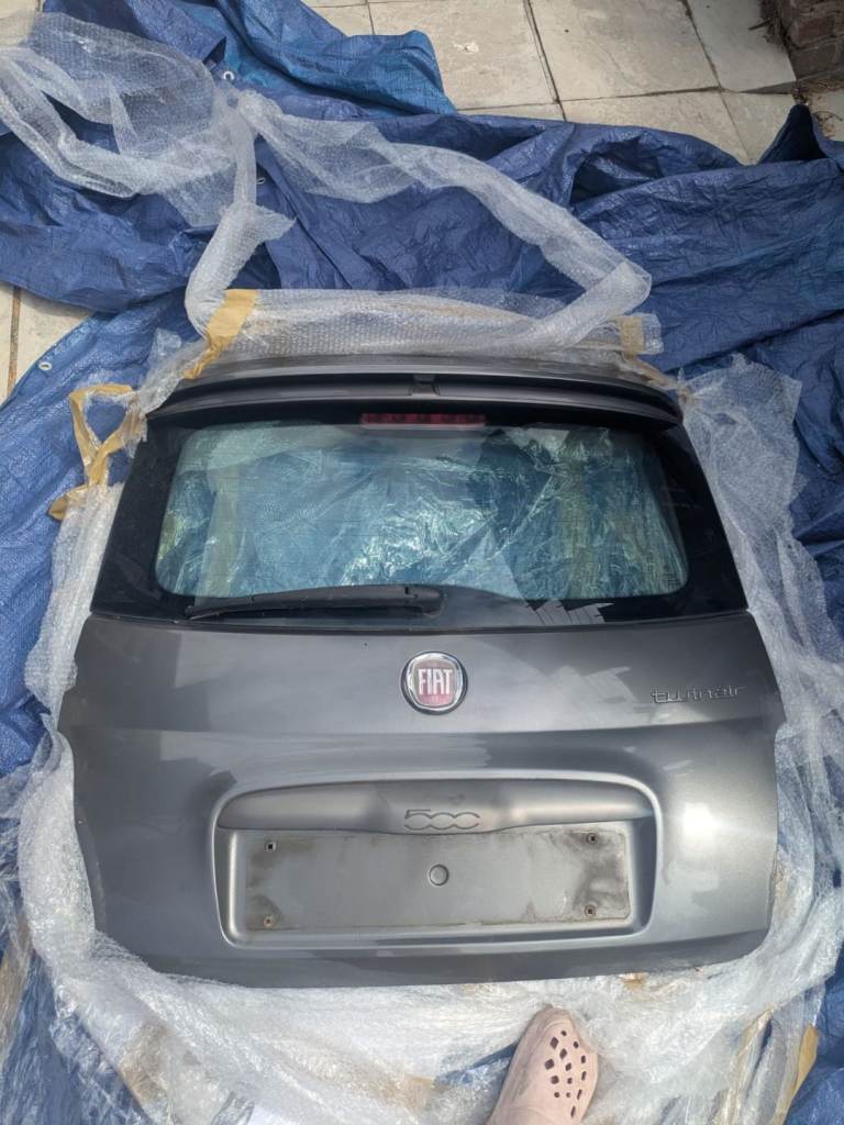 Fiat 500 boot lid/tailgate color code 695