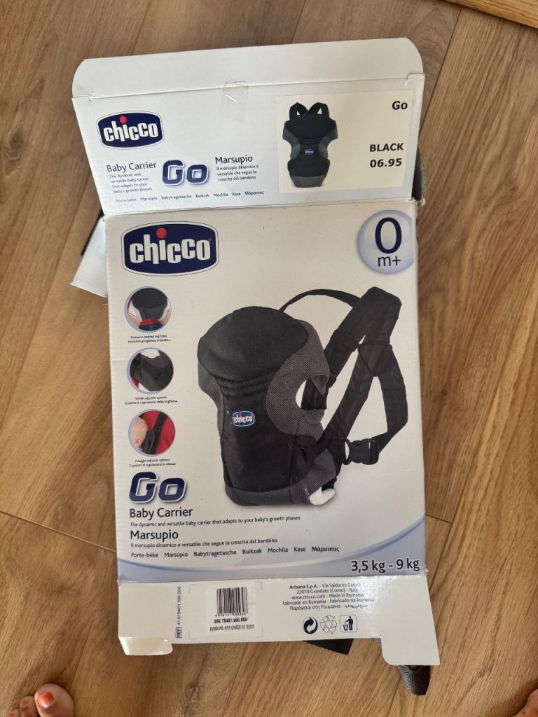 Chicco Baby Carrier 'Go' Marsupio - Black, New