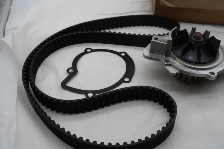 Fits Peugeot Boxer Citroen Relay 2.2HDI Timing Belt And Water Pump Kit OE 02-06