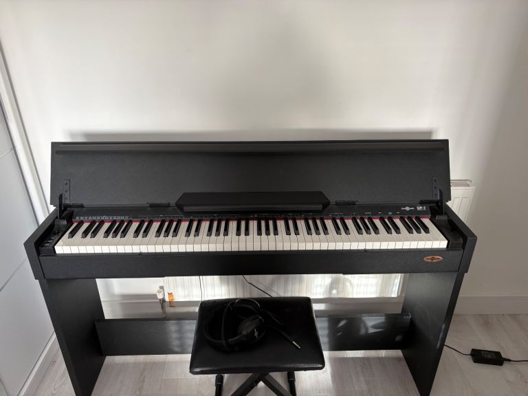 Digital Piano