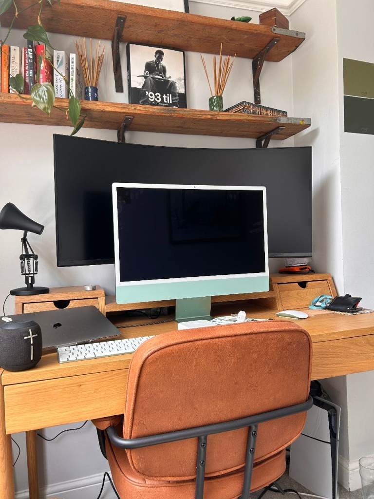 Apple iMac 24” M1 (2021) – Green – 8GB RAM – 256GB SSD