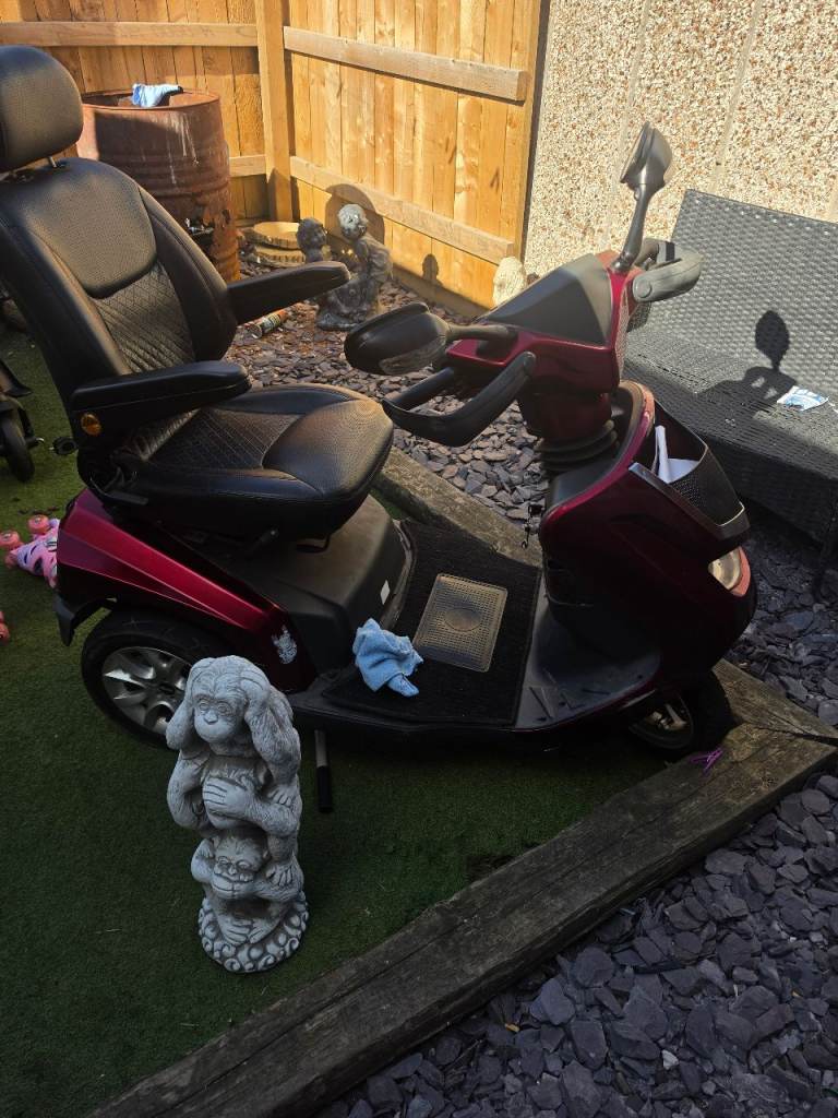 Mobility Scooter – Red, Good Condition