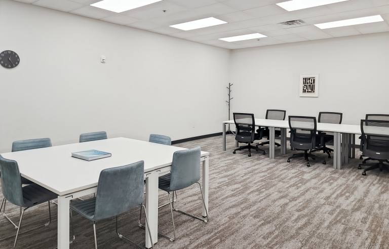High Wycombe - HP11 1JU \ Upgrade to a Larger Office for Up to 15 Desks