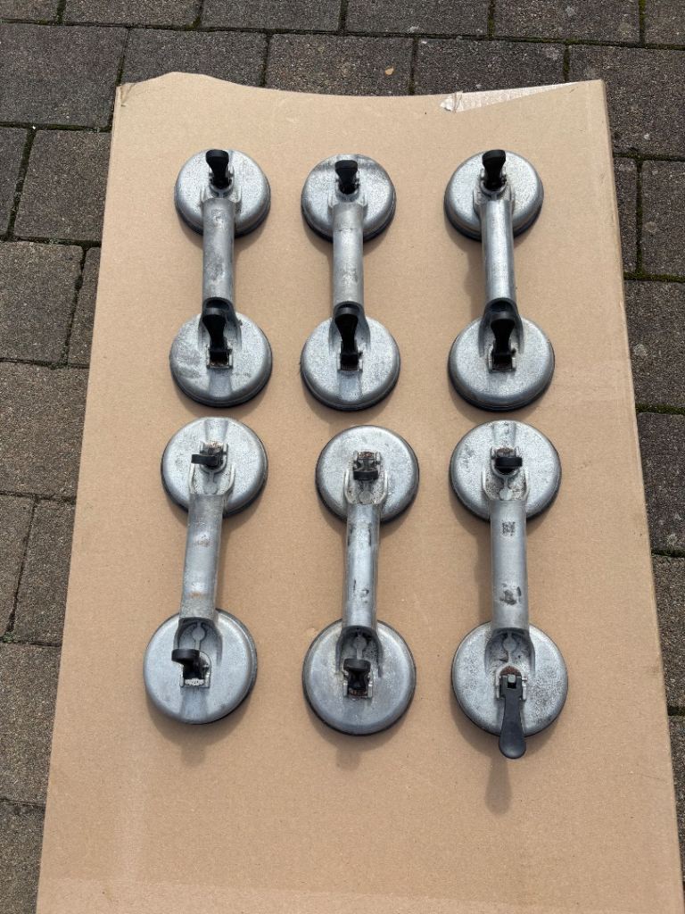 Set of 6 Glass Suction Lifters – Good Condition