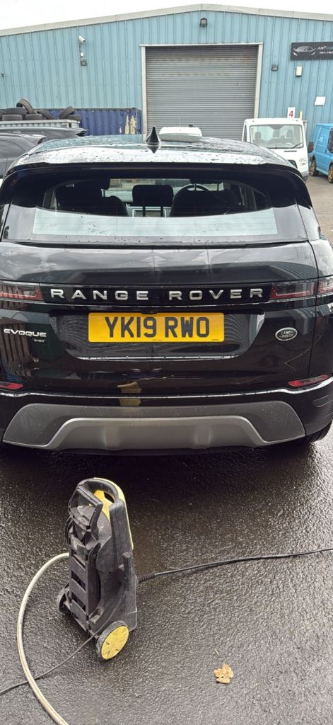 Breaking Range Rover evoque 2020