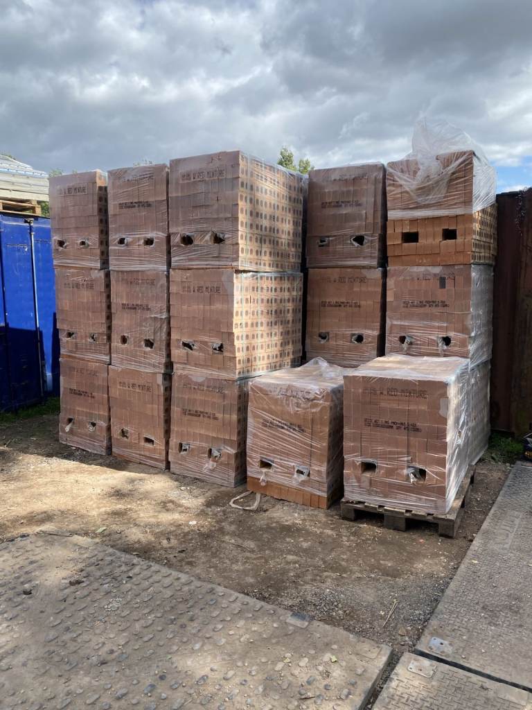 Ibstock Hardwicke Welbeck Red Mixture Wirecut Facing Brick (Pack of 475)