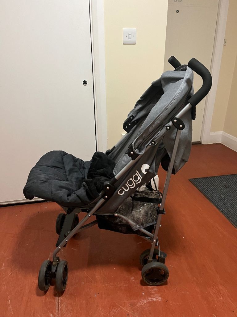 Cuggl pushchair