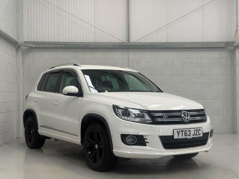 2013 Volkswagen Tiguan 2.0 TDi BlueMotion Tech R-Line 177 5dr ESTATE Diesel Manual