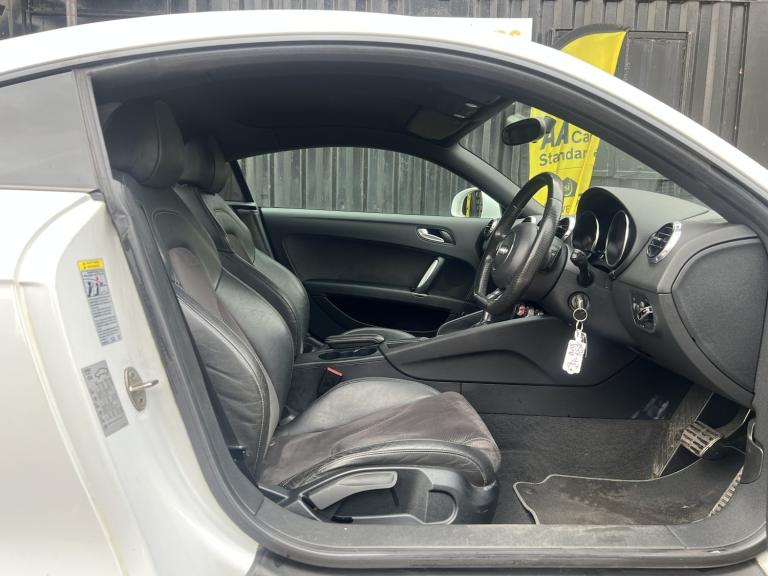 AUDI TT 2.0 TDI Black Edition 2013