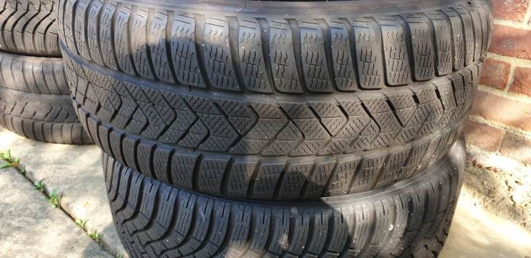 4 x Pirelli Winter Tyres