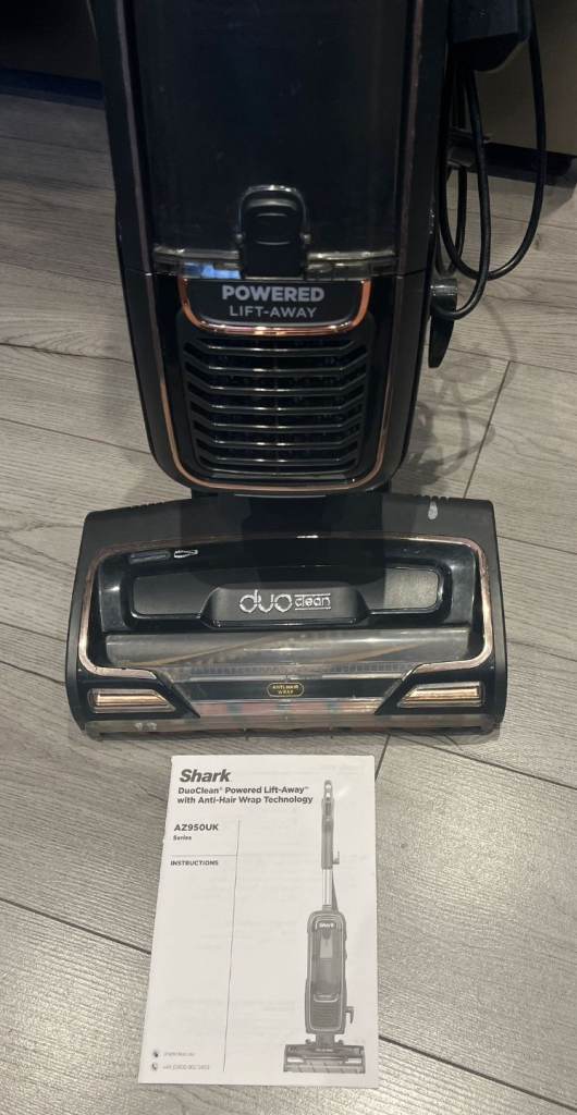 Shark DuoClean Vacuum Anti Wrap Vac