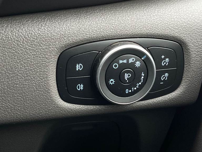 2023 Ford Transit Custom 2.0 EcoBlue 170ps Low Roof Limited Van Van DIESEL Manual